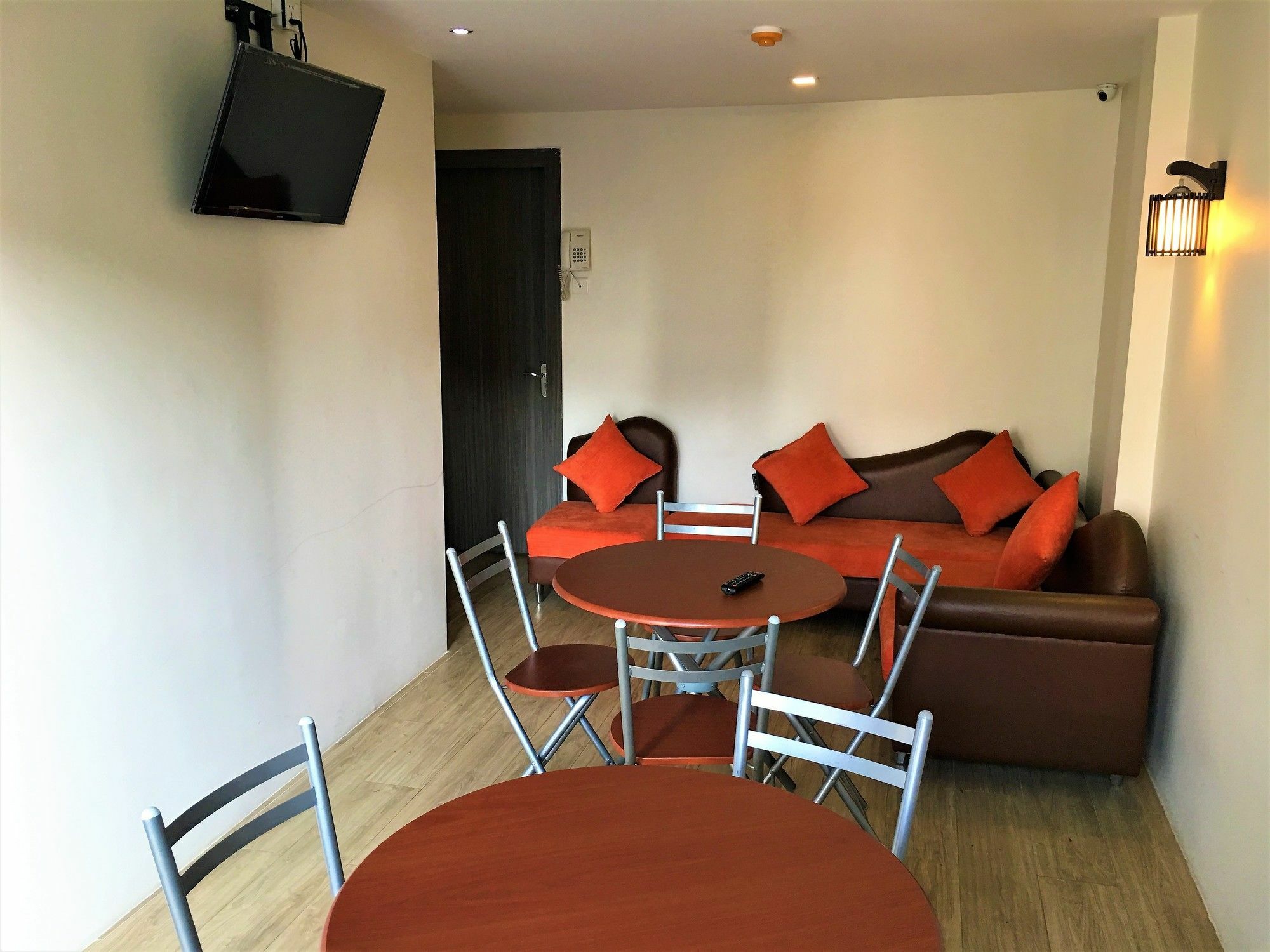 The Vibe Inn Yangon Eksteriør bilde